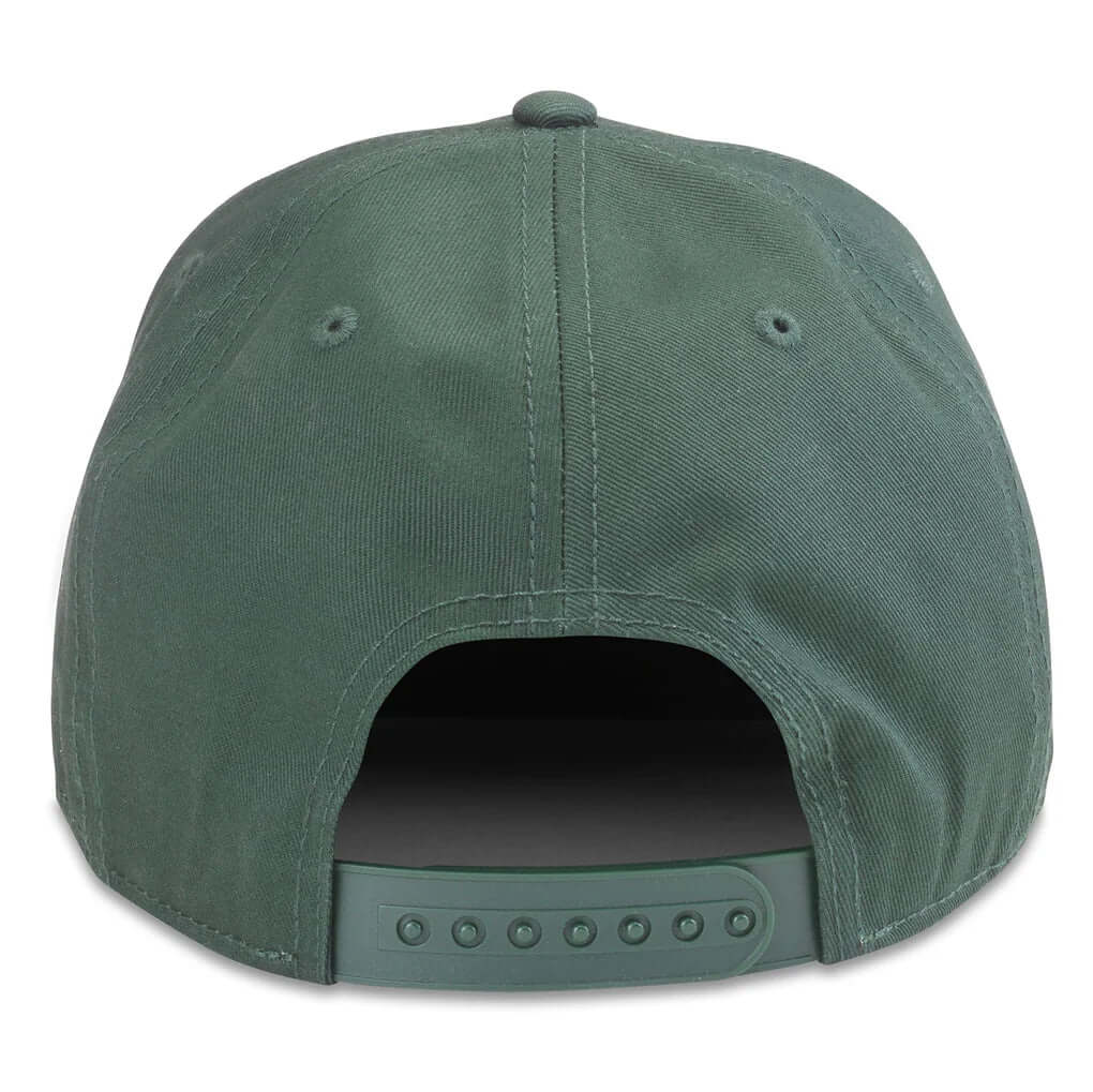 Valin Hat Mack Trucks