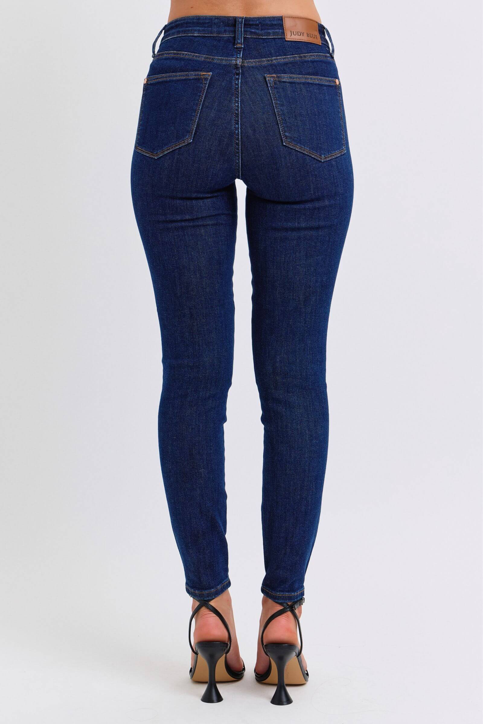 Judy Blue “ Sleek Sculpt” Mid-Rise Skinny Jeans
