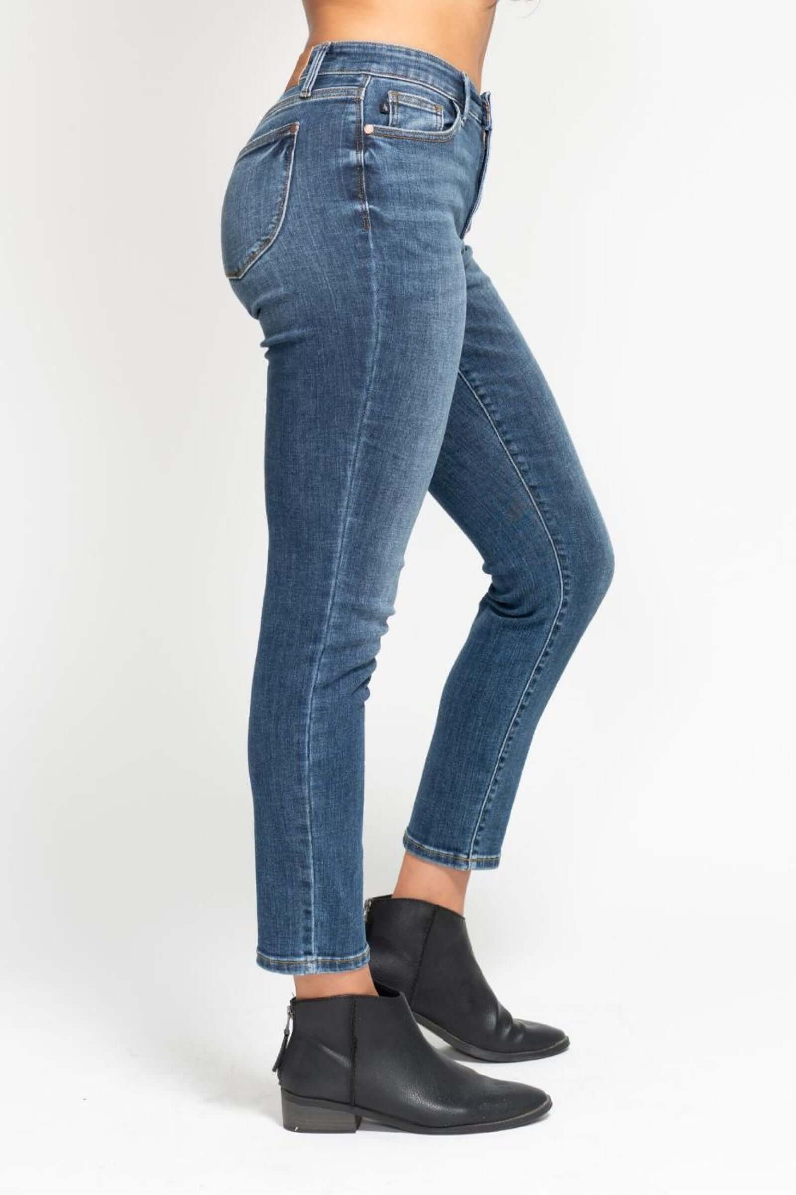 Judy Blue "Sue" High Waist Shield Back Pocket Slim Fit