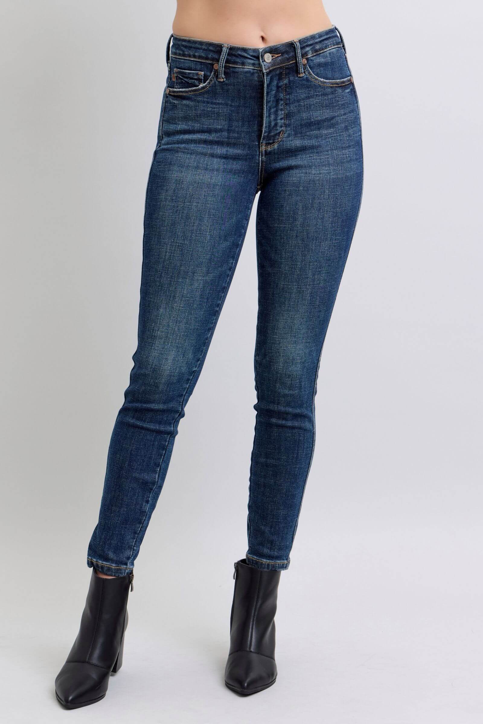 Judy Blue "Alexis" Mid Rise Tummy Control Vintage Wash Skinny