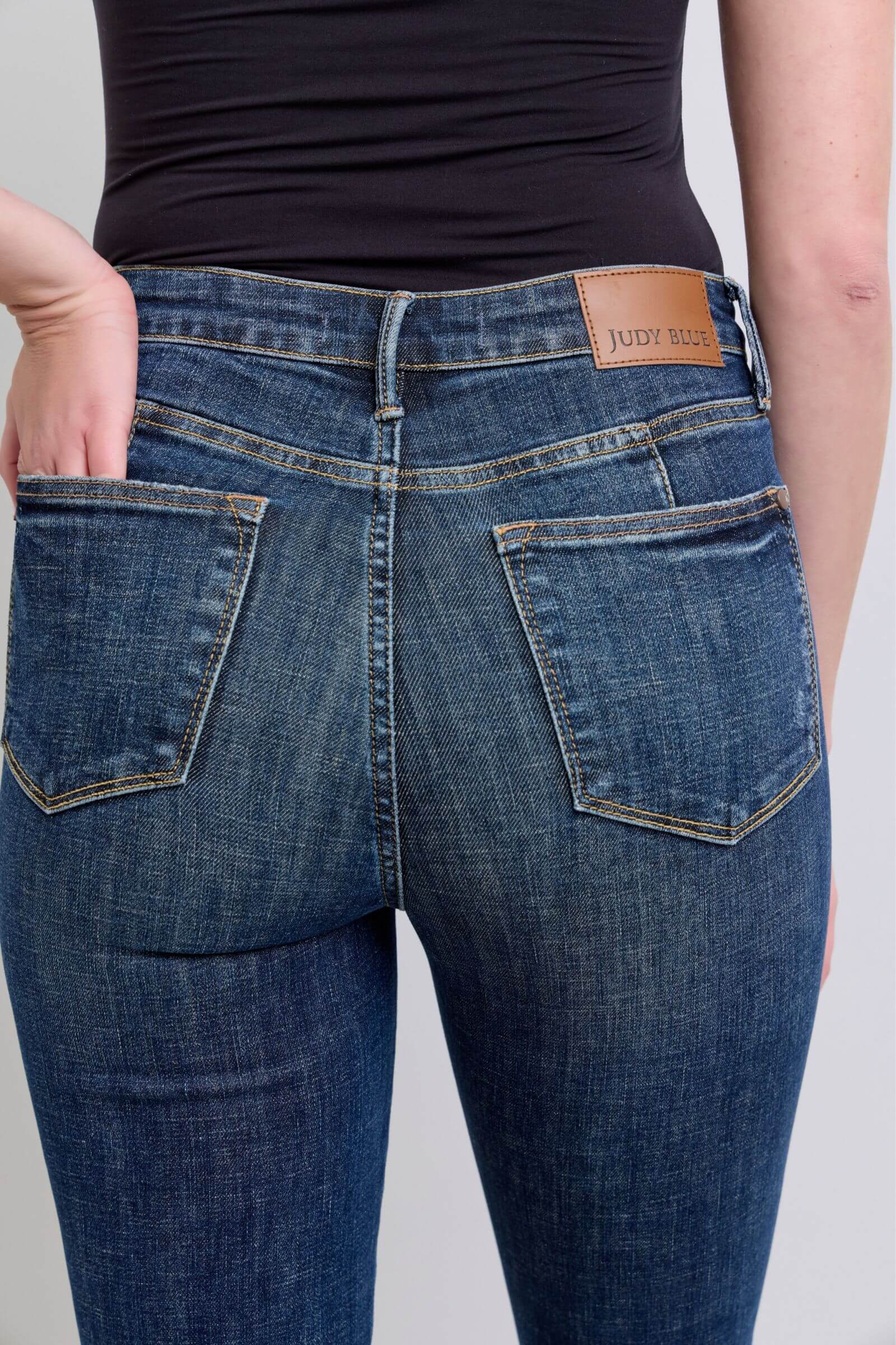 Judy Blue "Alexis" Mid Rise Tummy Control Vintage Wash Skinny