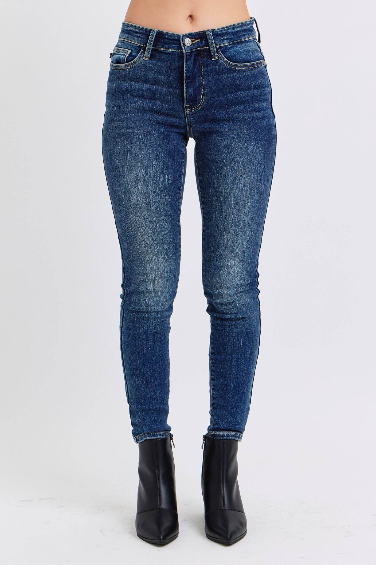 Judy Blue Mid Rise Thermal Skinny Jean