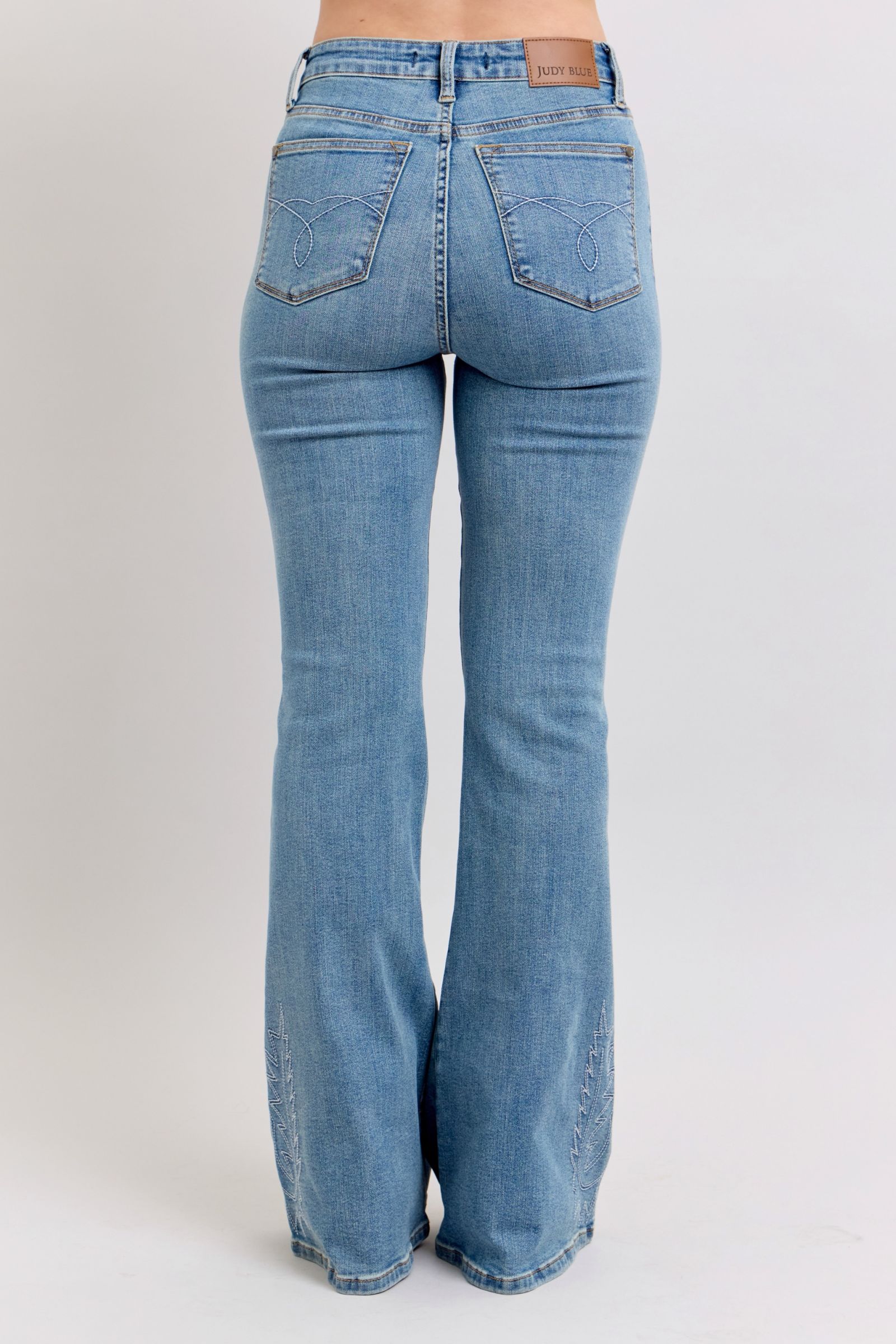 Judy Blue "Sierra" Western Embroidered Flare back pocket