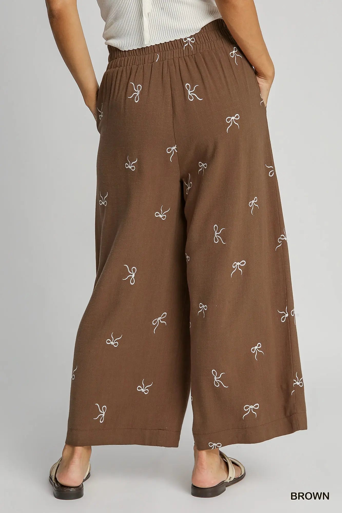 brown linen pull on pants with bows