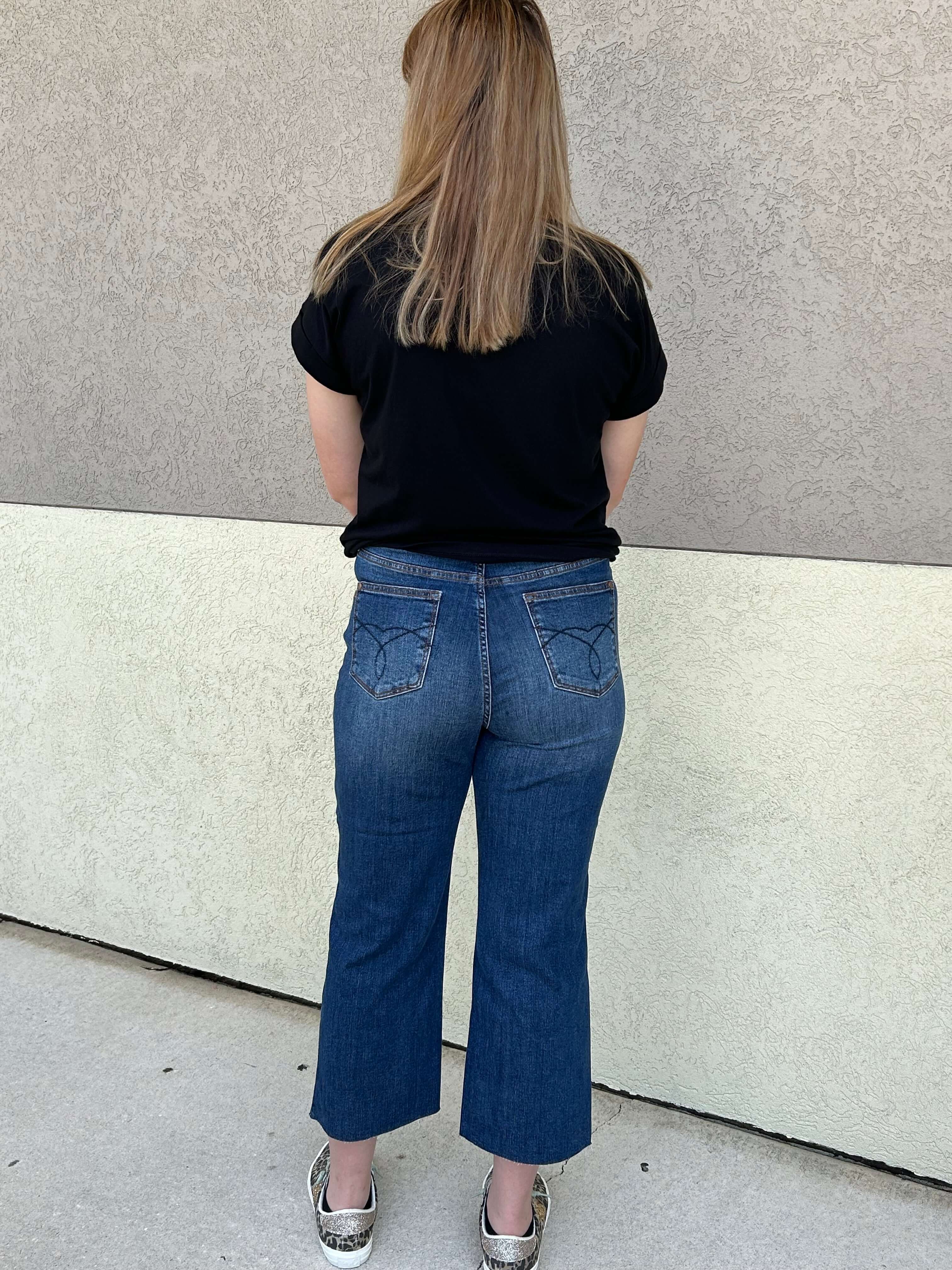Judy Blue "Ella" HW Back Pocket Embroidery Wide Leg Crop
