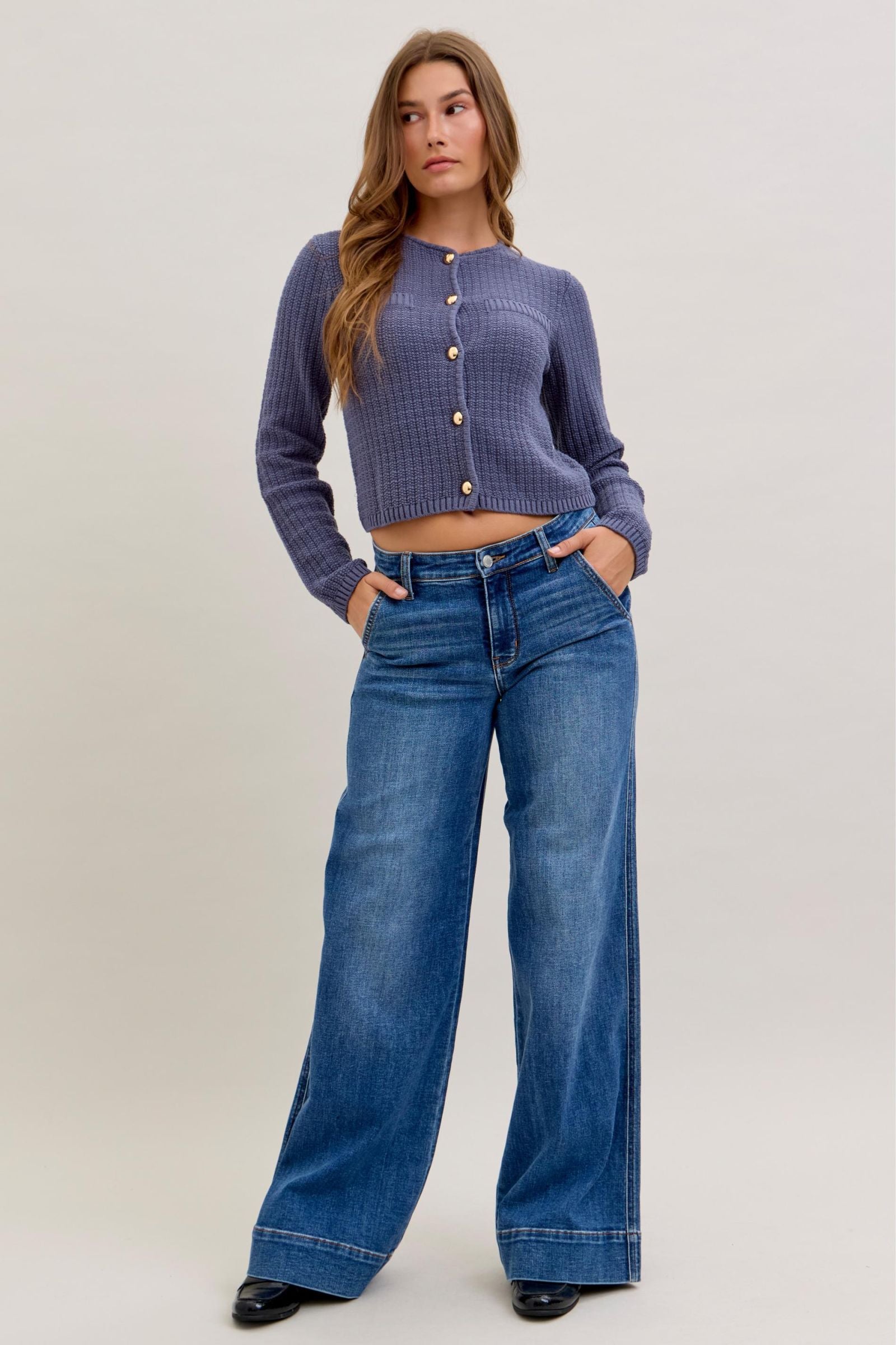 Mid Rise Wide Leg Trouser