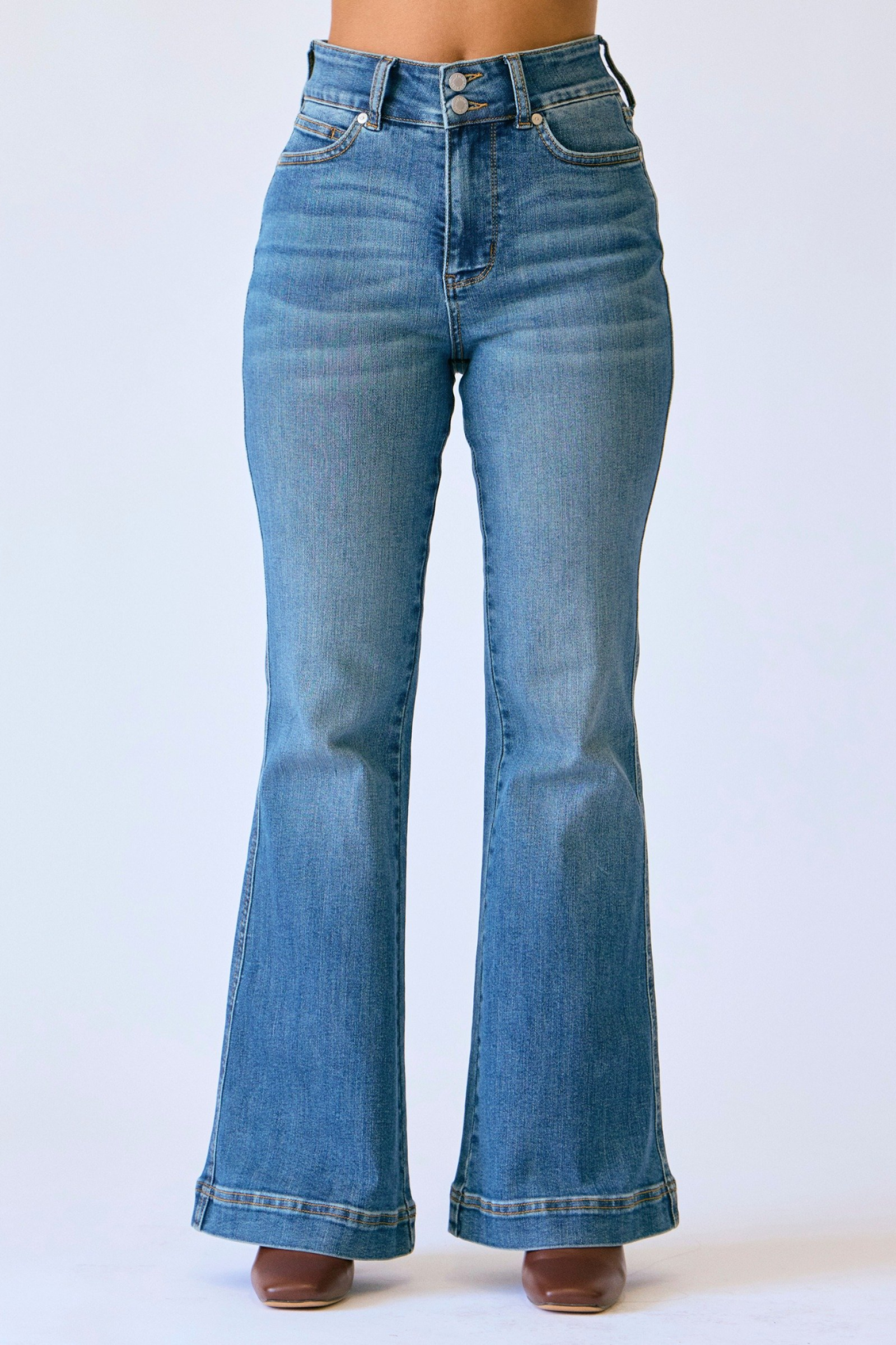 Judy Blue "Presley" Petite Flare Jean