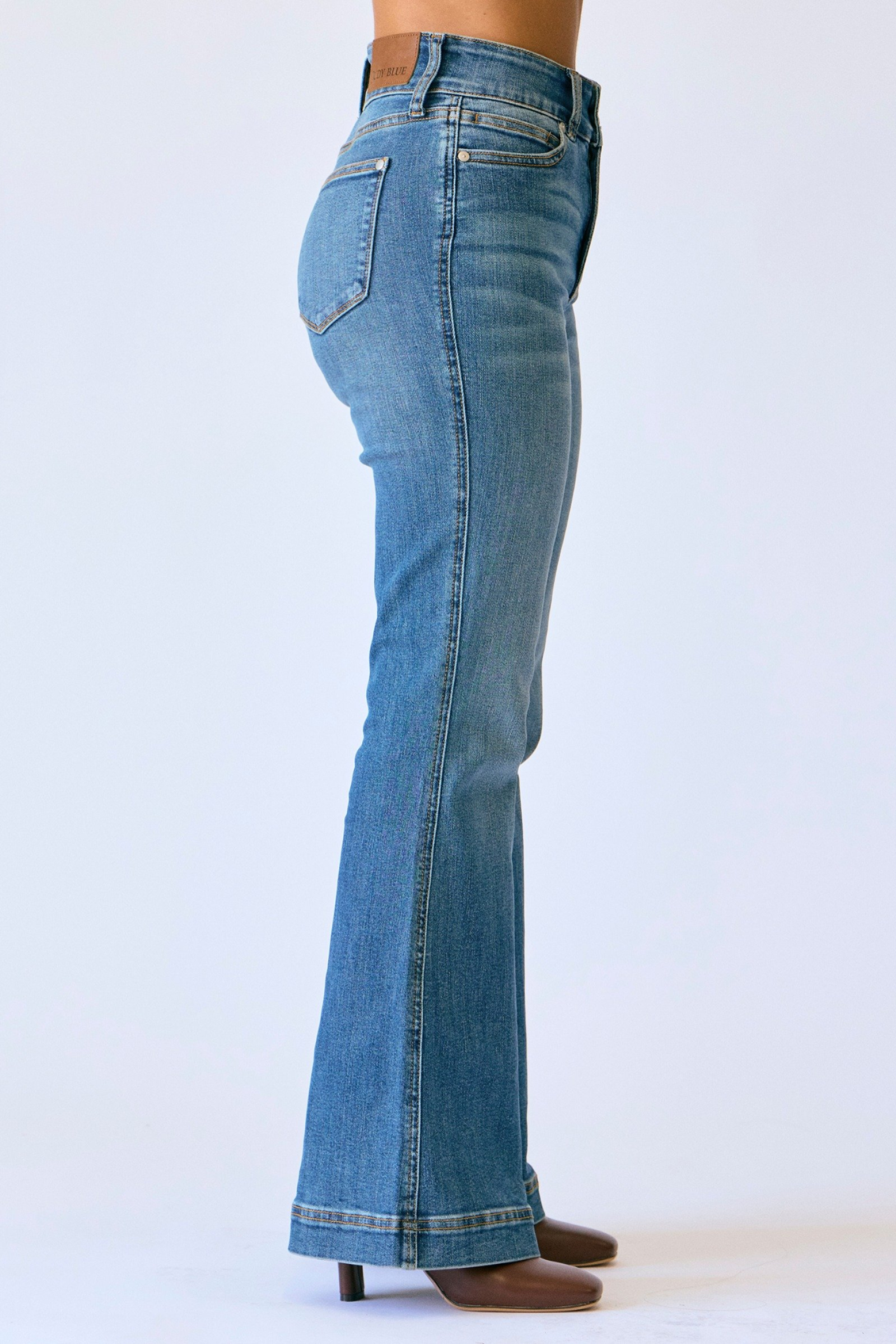 Judy Blue "Presley" Petite Flare Jean