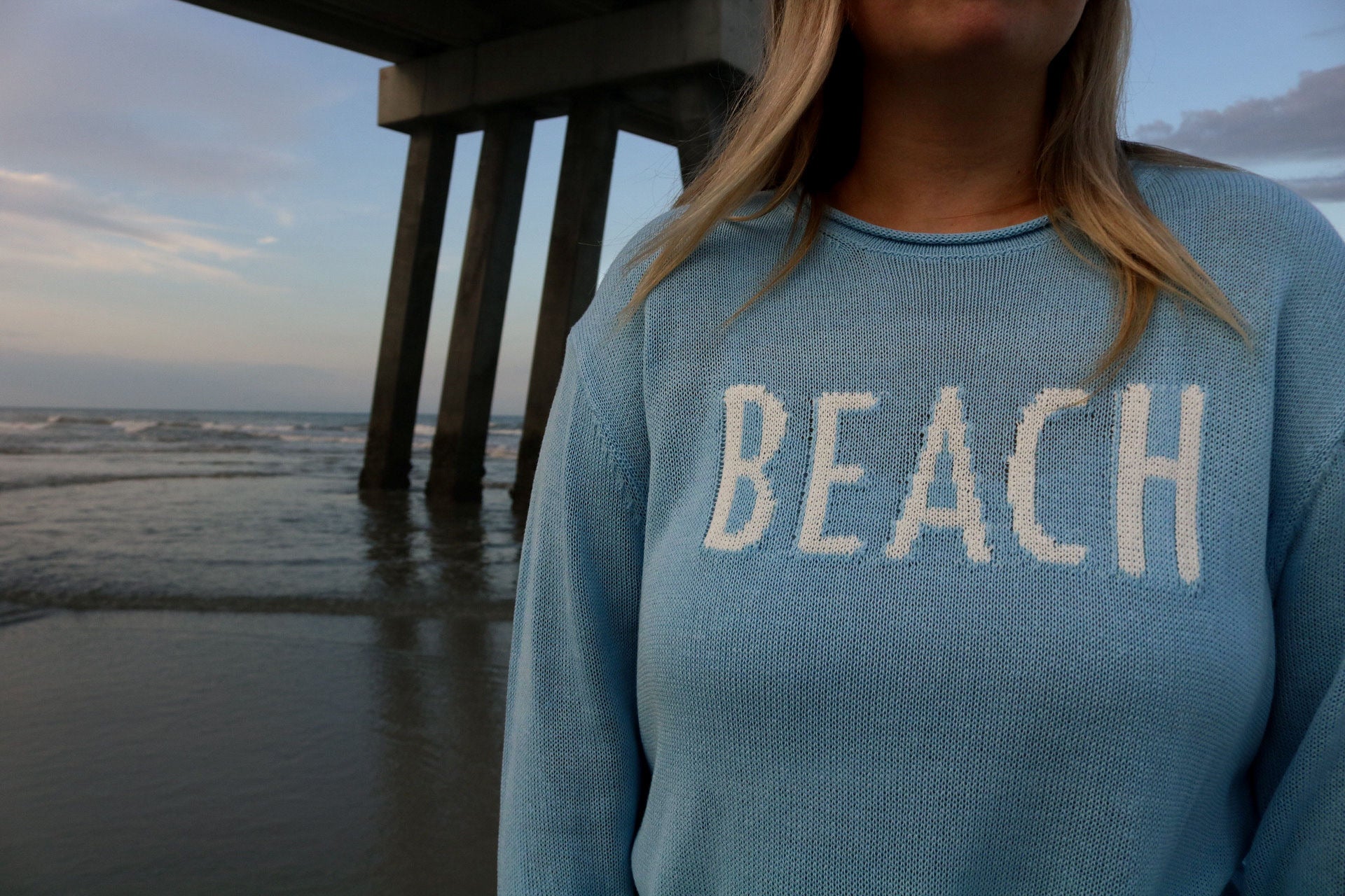 Coastal Breeze Lightweight Sweater – "BEACH" Design