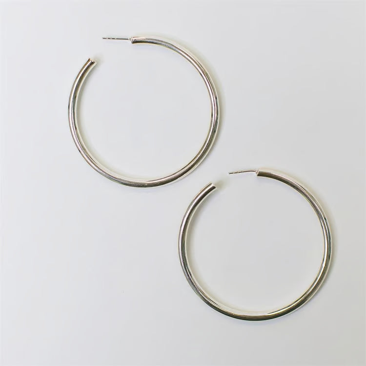 Salem Shiny Silver Earrings