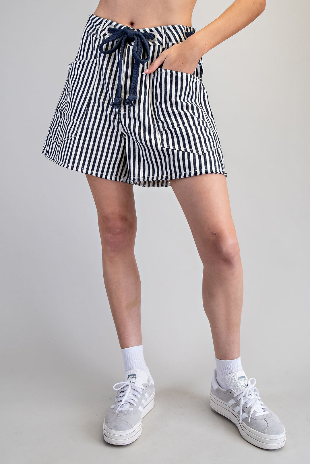 Mineral Washed Rope Belt Striped Shorts