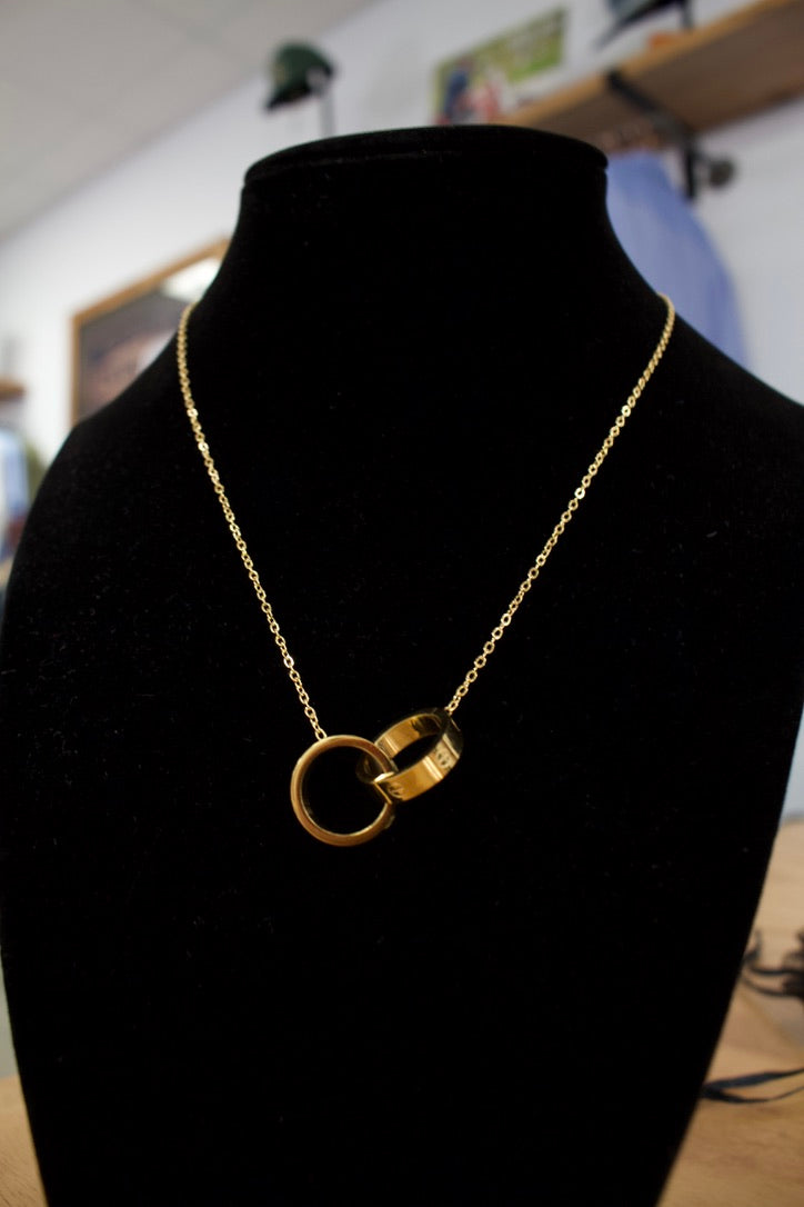 Double Interlocking Circle