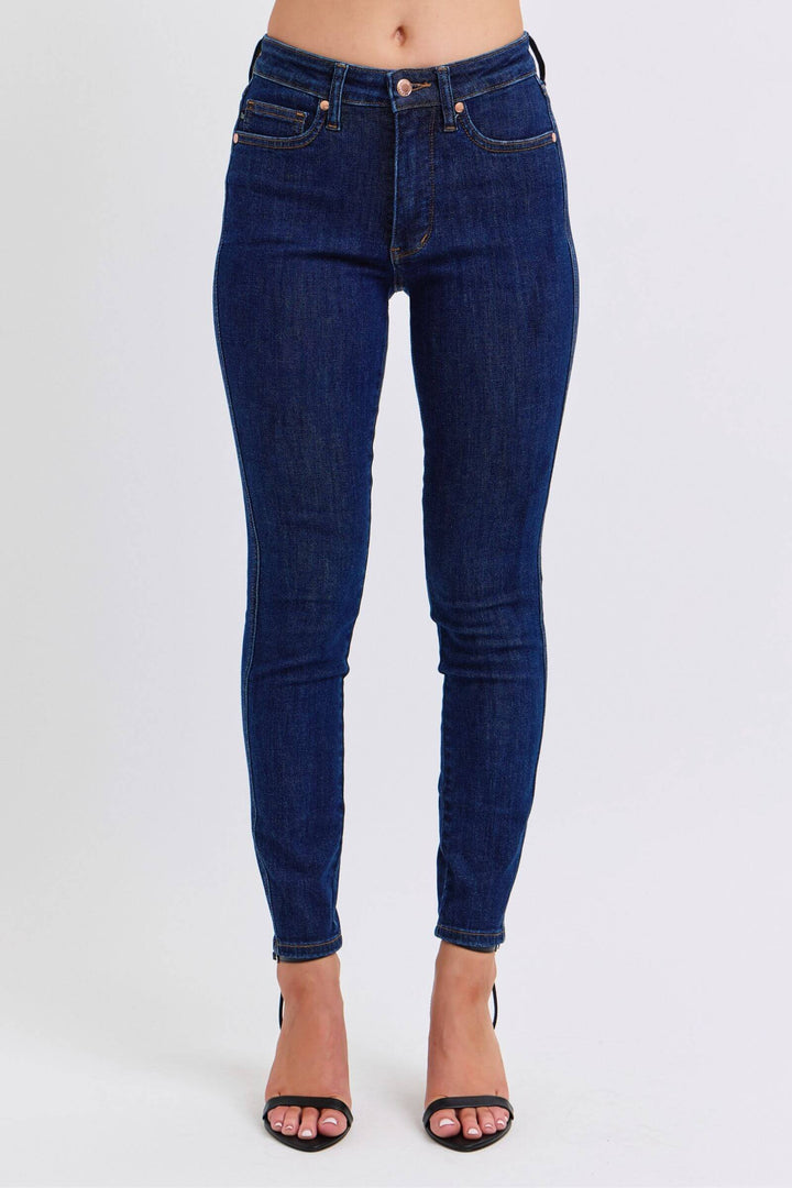 Judy Blue “ Sleek Sculpt” Mid-Rise Skinny Jeans