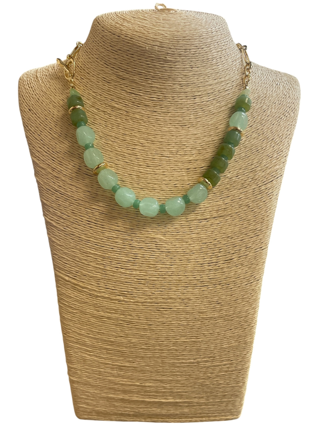 GREEN MULTI COLOR BEADED GOLD TOGGLE NECKLACE