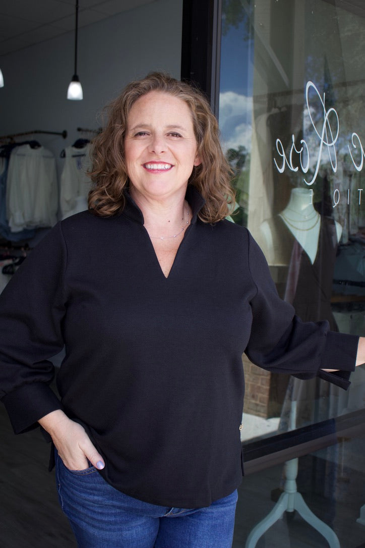 black longsleeve top 