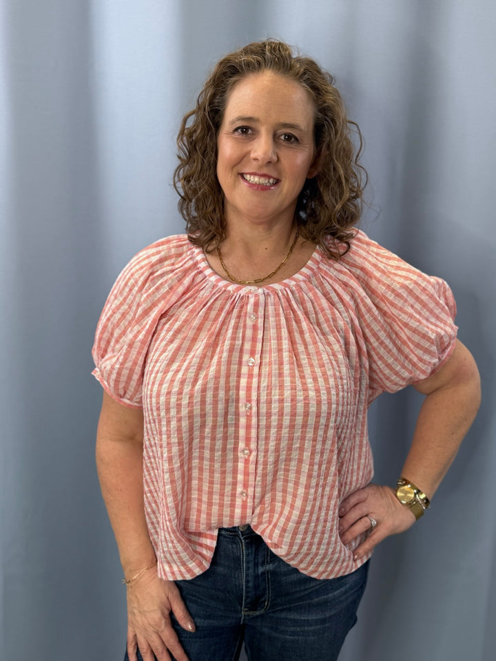 CAROLINA PUCKER SS BUTTON FRONT PEASENT BLOUSE