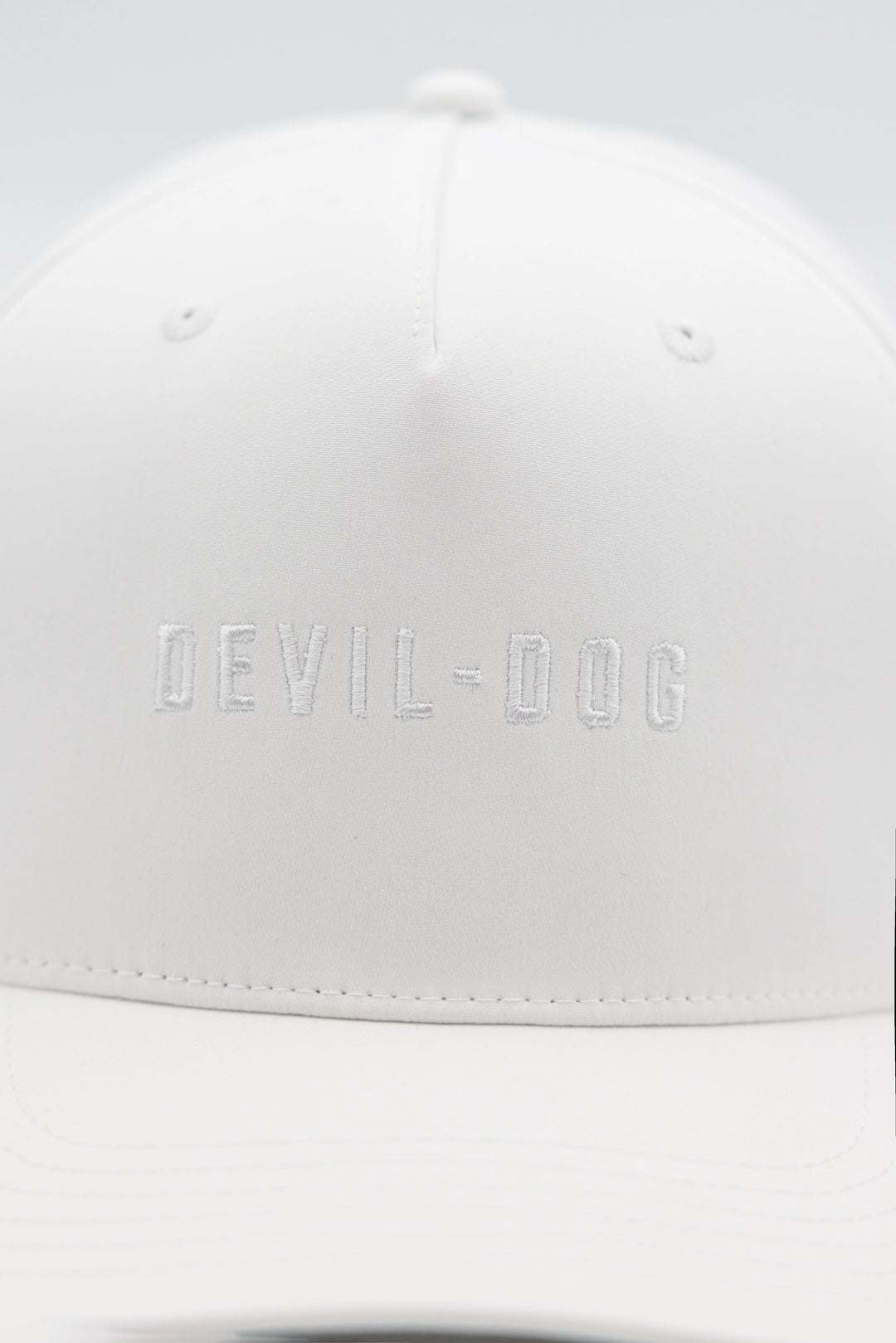 5 Panel Golf Hat-White