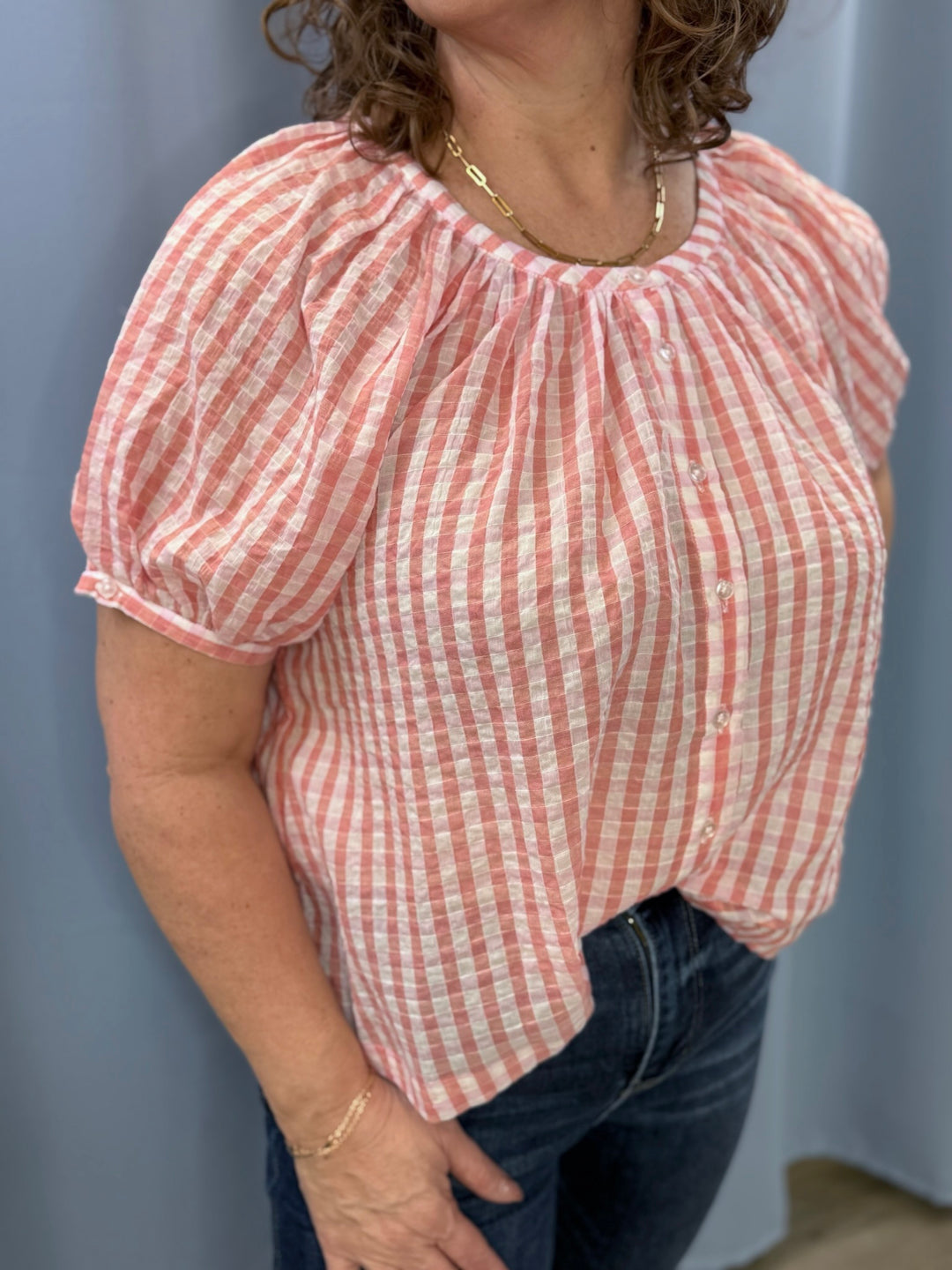 CAROLINA PUCKER SS BUTTON FRONT PEASENT BLOUSE