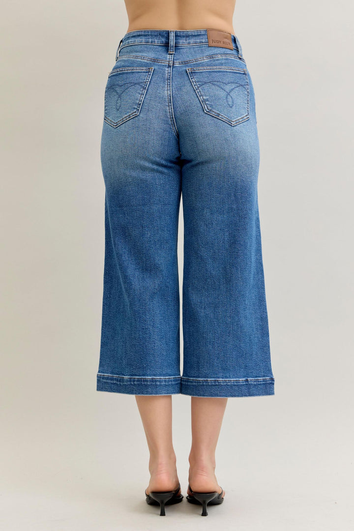 Judy Blue "Melanie" Mid Rise Wide Leg Crop with Wide Hem