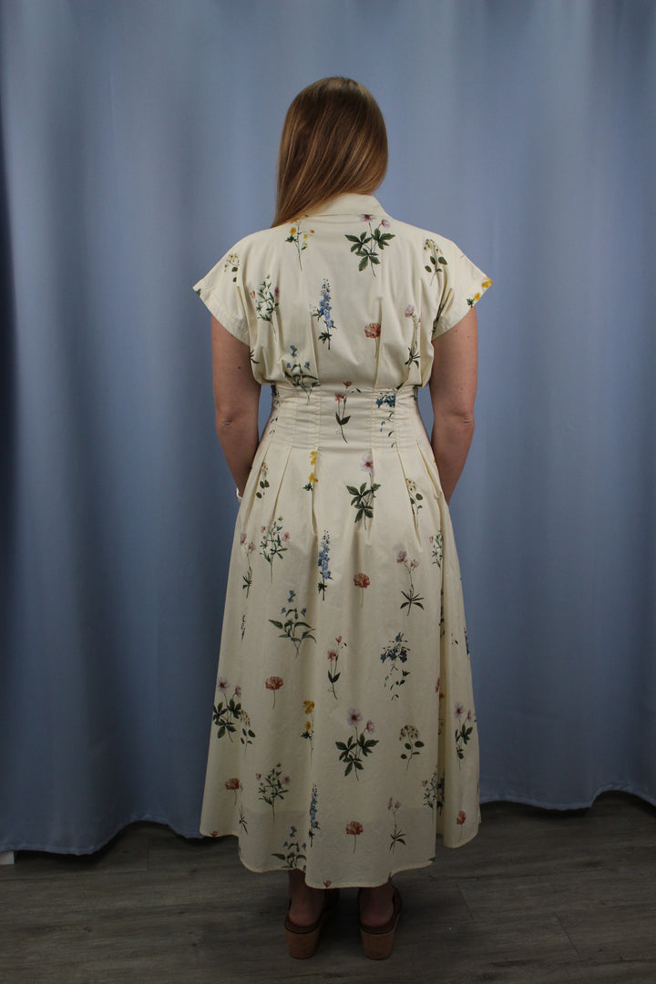 Floral Print Midi Shirt Dress with a Pleated Waist