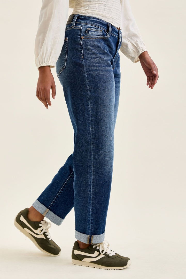 Judy Blue Mid Rise Billie Boyfriend Jean