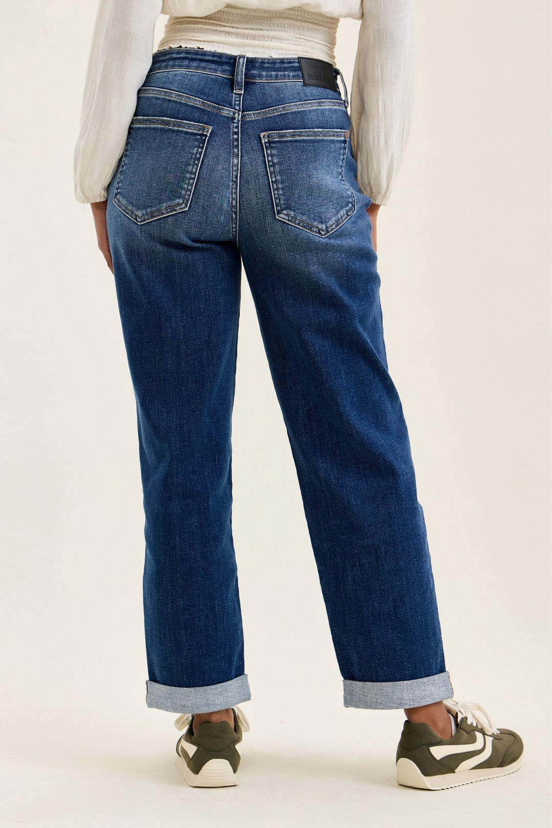 Judy Blue Mid Rise Billie Boyfriend Jean