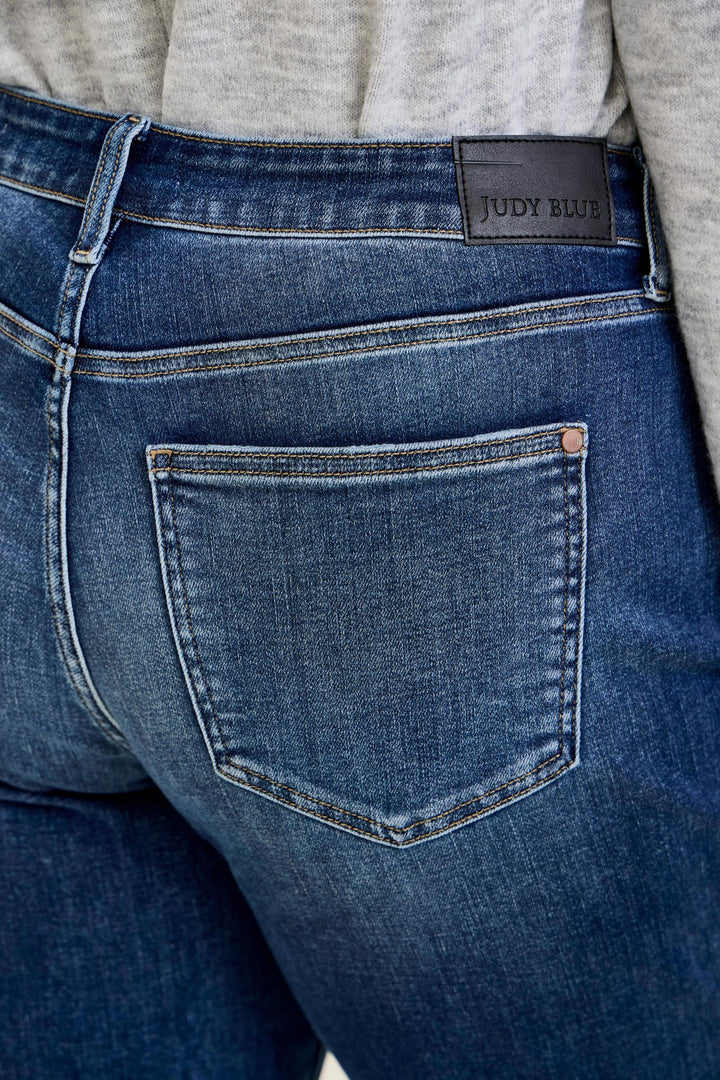 Judy Blue Mid Rise Billie Boyfriend Jean