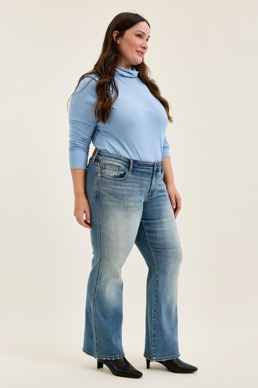 Judy Blue "Daisy" Low Rise Bootcut Jean