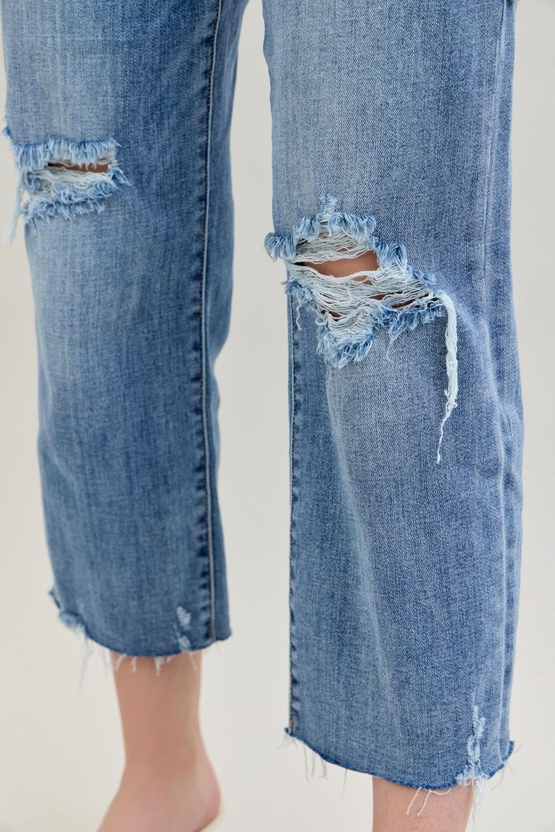 Judy Blue "Jolie" Cropped Jean Distressed