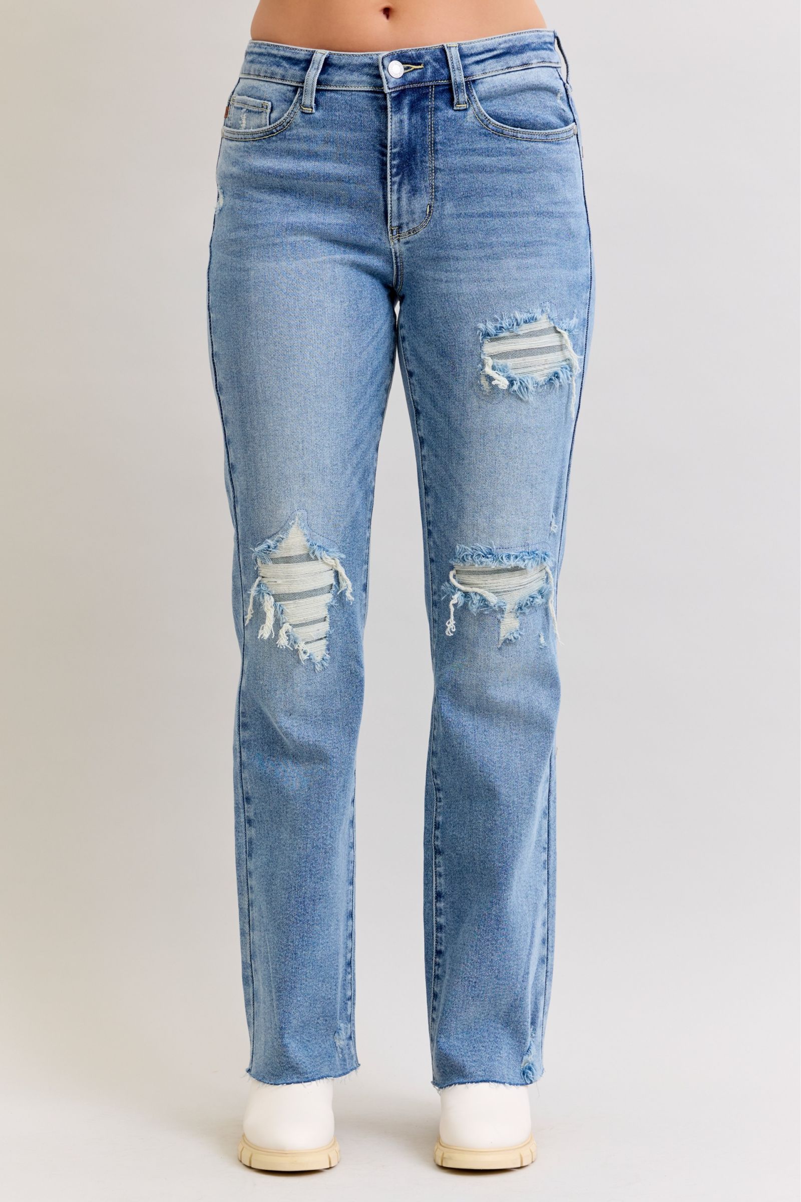 Judy Blue Mid Rise 90's Straight Jean Distressed