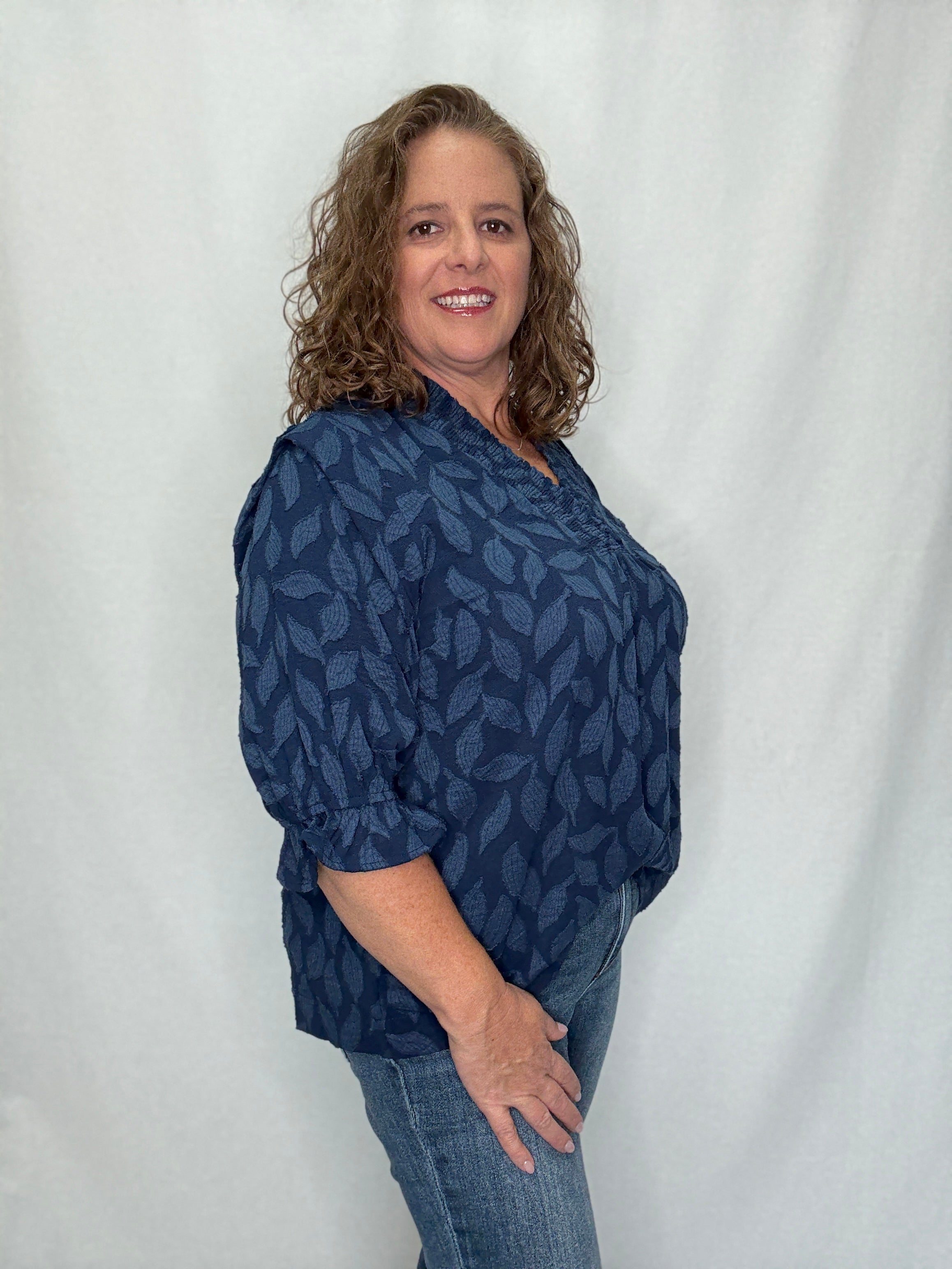 Floral Jacquard V neck top