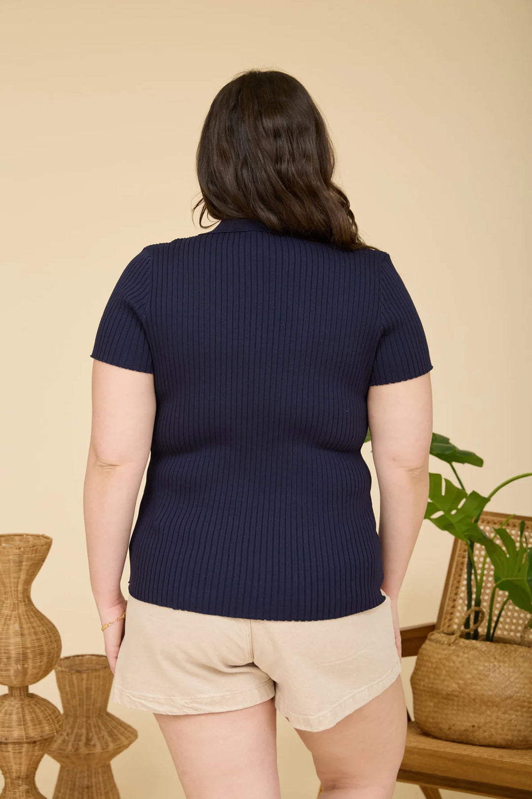 COLLARED SHORT SLEEVE RIBBED SWEATER KNIT TOP
