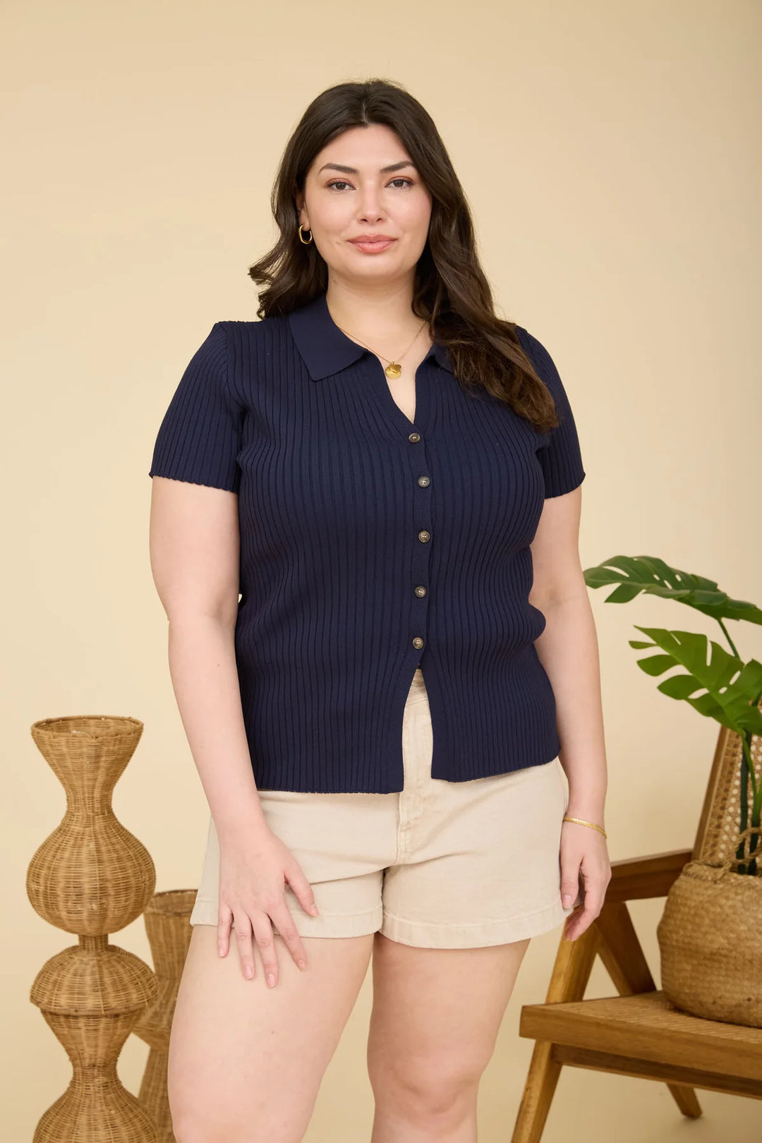 COLLARED SHORT SLEEVE RIBBED SWEATER KNIT TOP