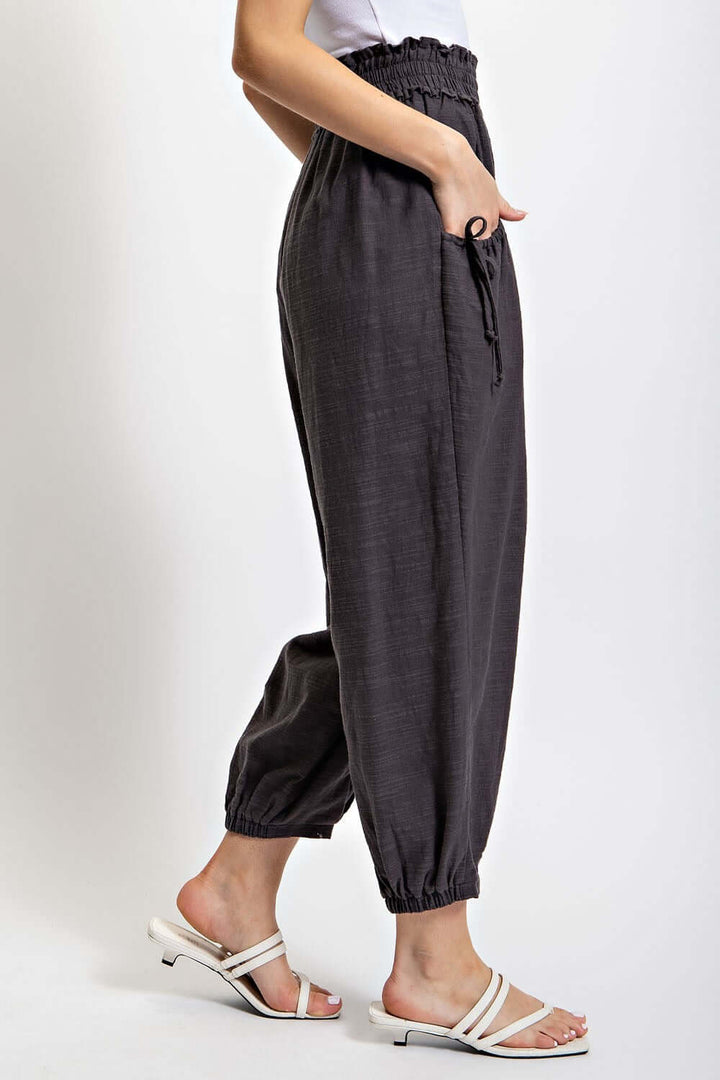 grey relaxed fit pant with functional side pockets