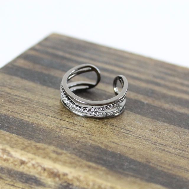 Adjustable Ring 3 row metal/ Crystal