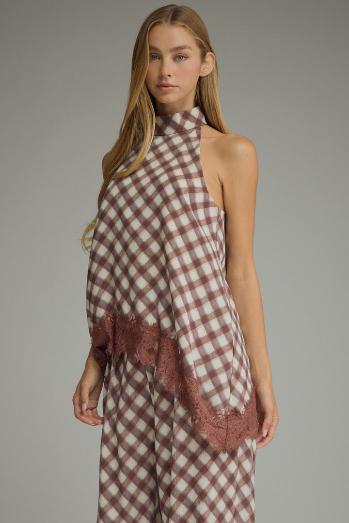 Plaid Sleeveless Entro Top