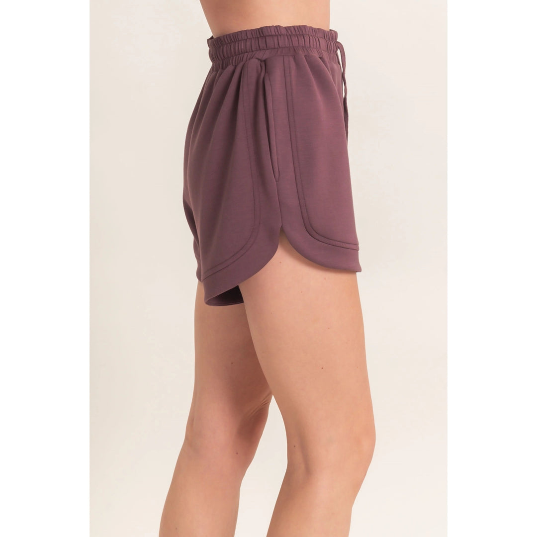 Elastic Waistband Shorts